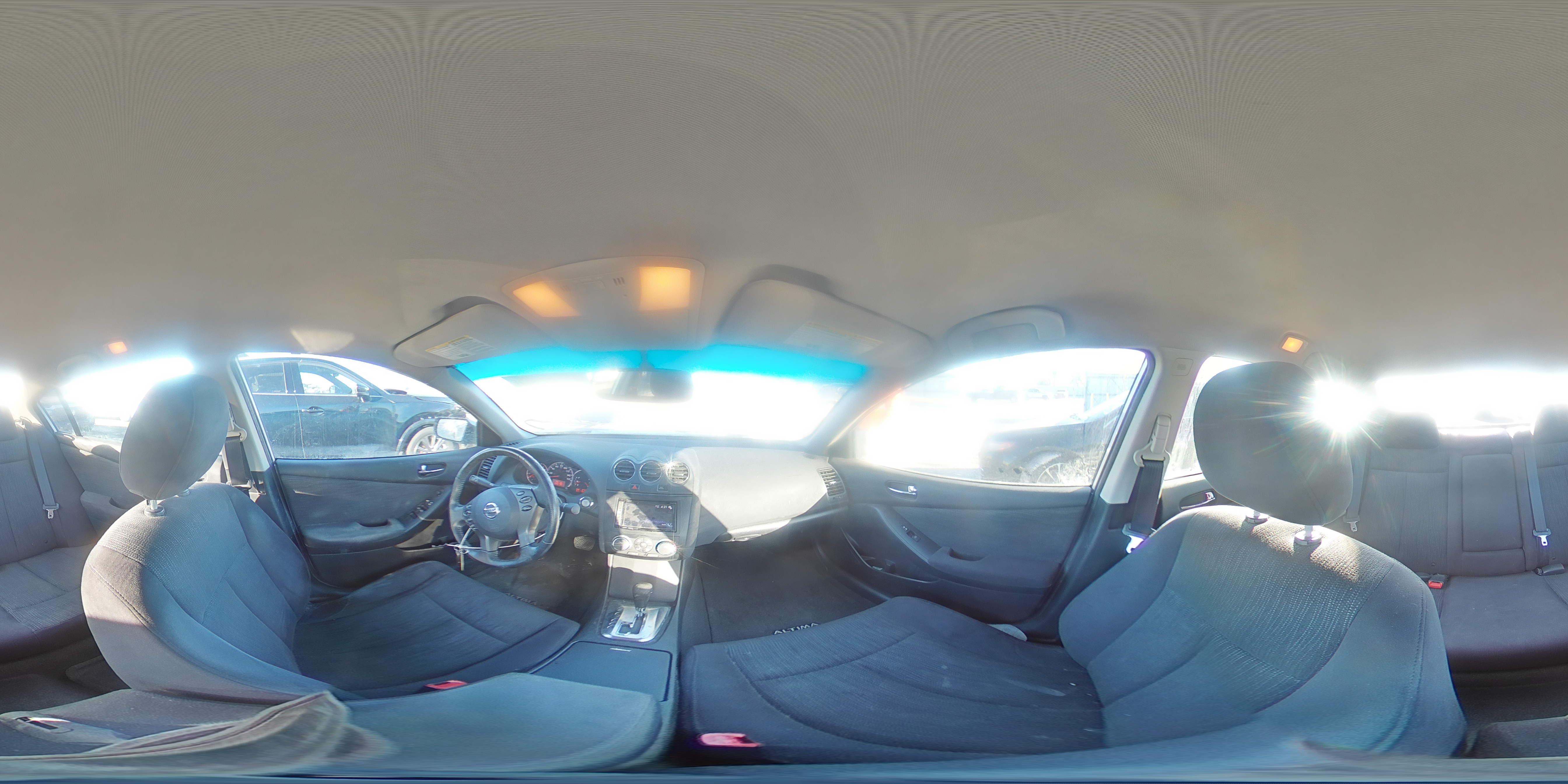 2012 Nissan Altima - Image 12