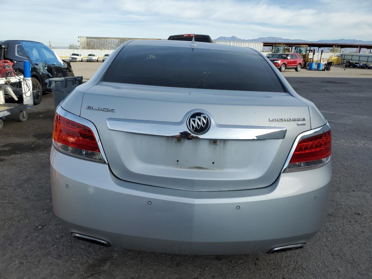 2011 Buick LaCrosse - Image 6