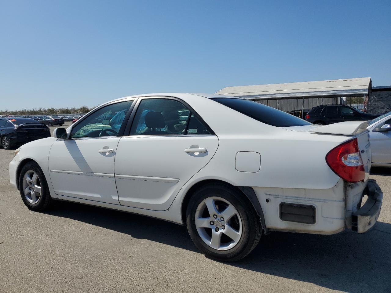 2004 Toyota Camry - Image 2