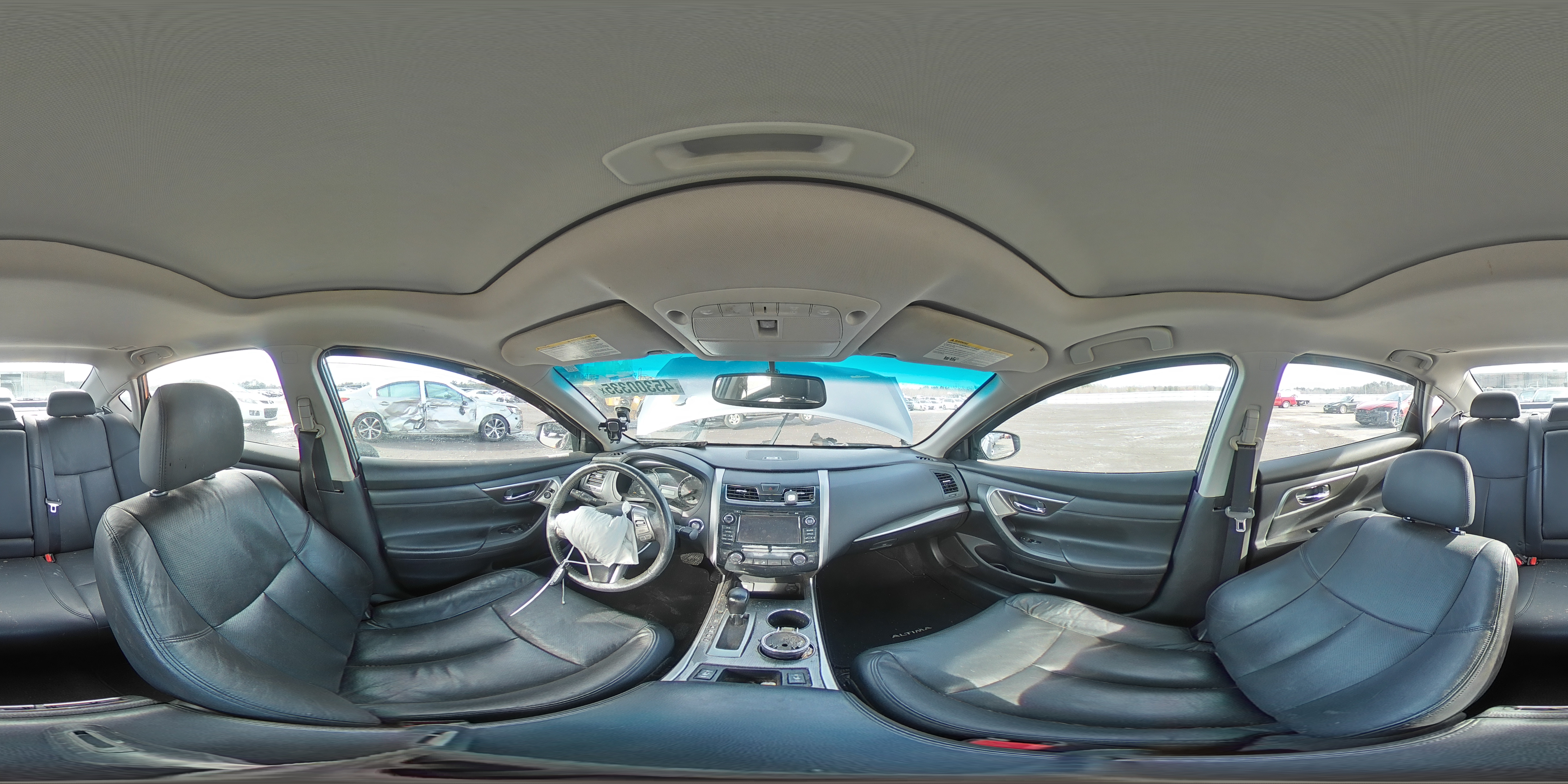 2015 Nissan Altima - Image 13