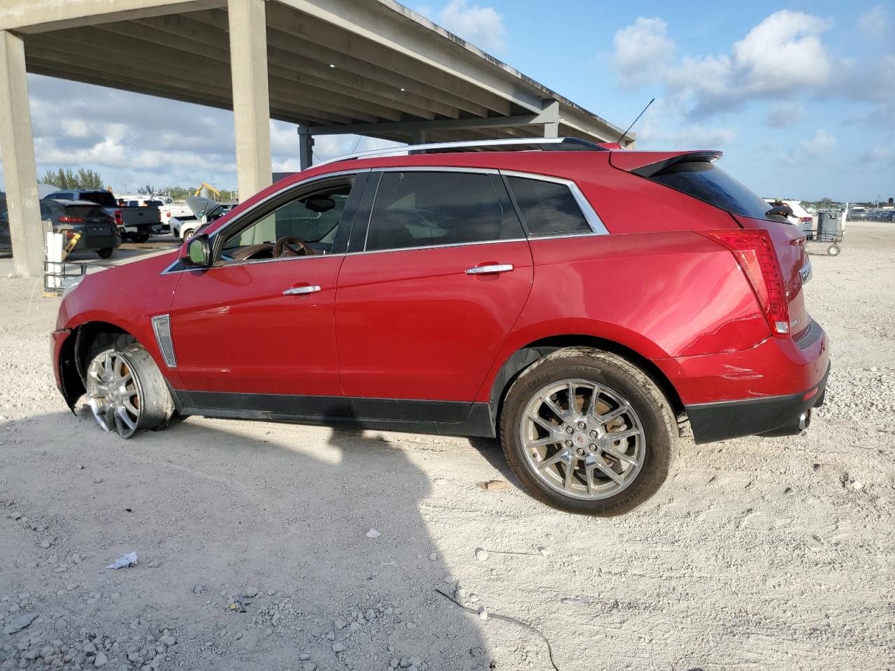 2015 Cadillac SRX - Image 2