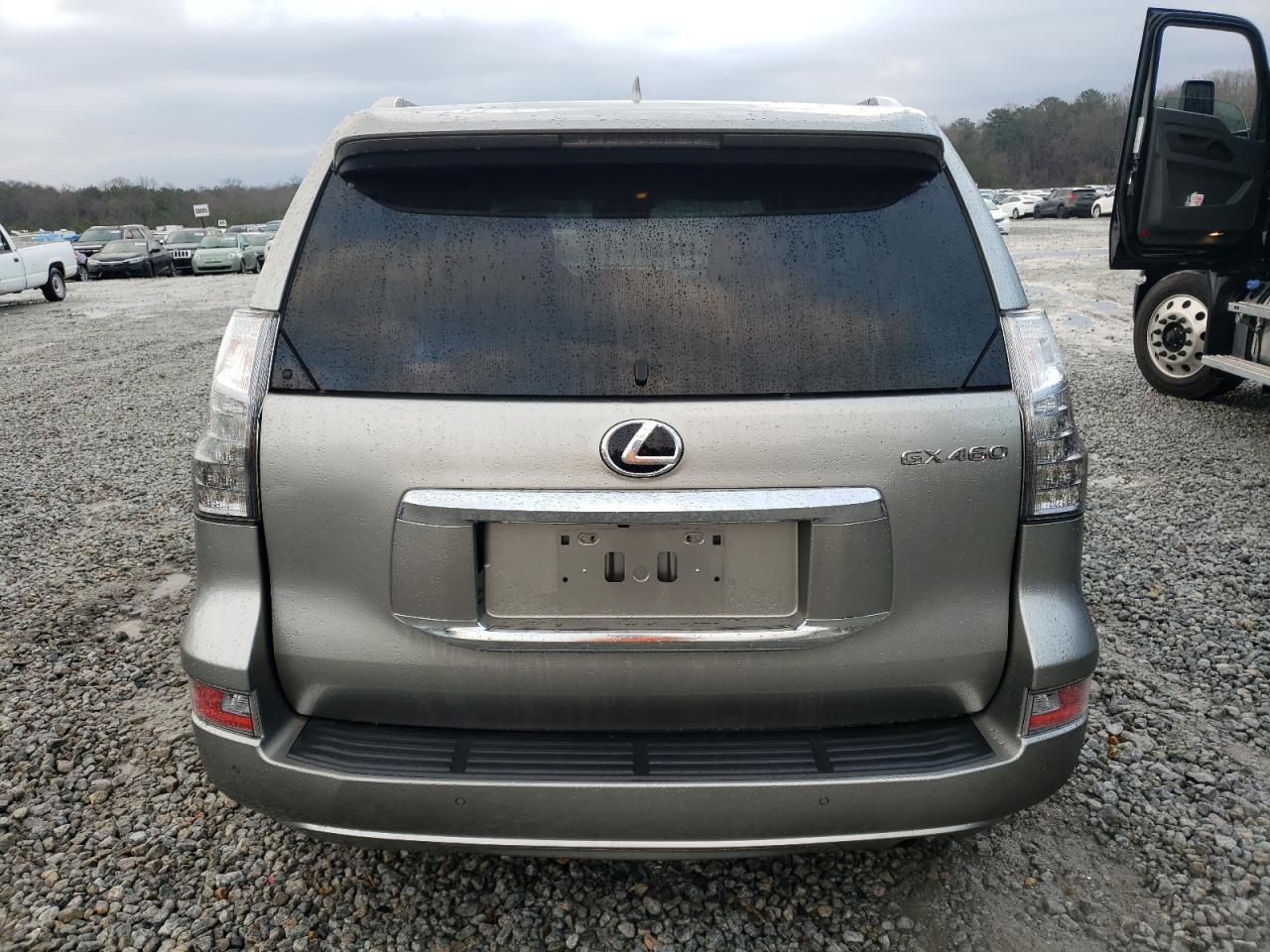 2021 Lexus GX - Image 6