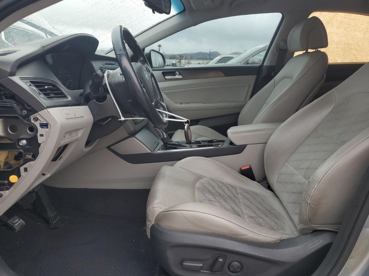 2015 Hyundai Sonata - Image 7