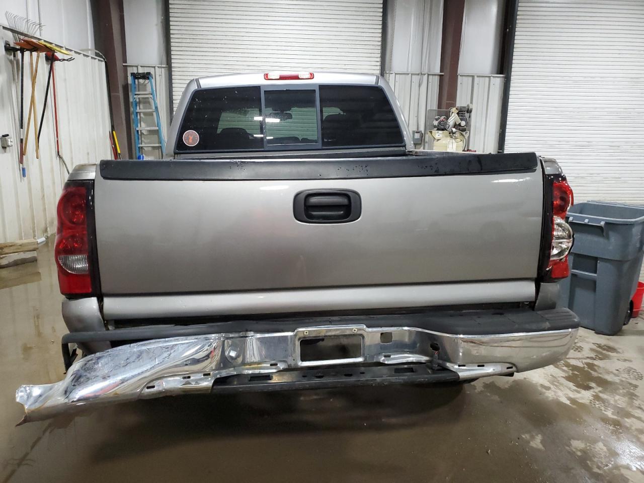 2006 Chevrolet Silverado - Image 6