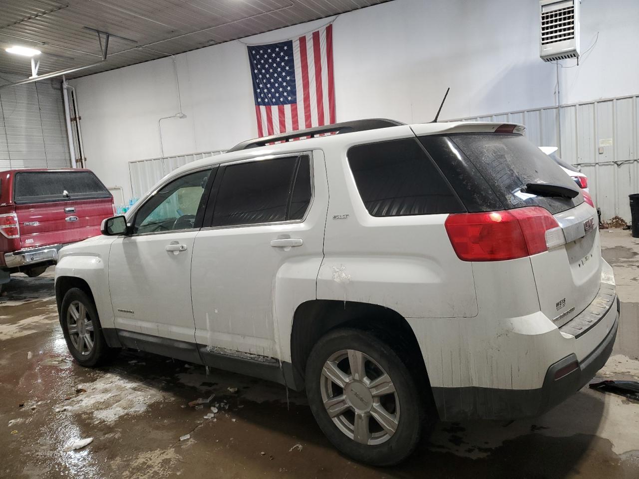 2014 GMC Terrain - Image 2