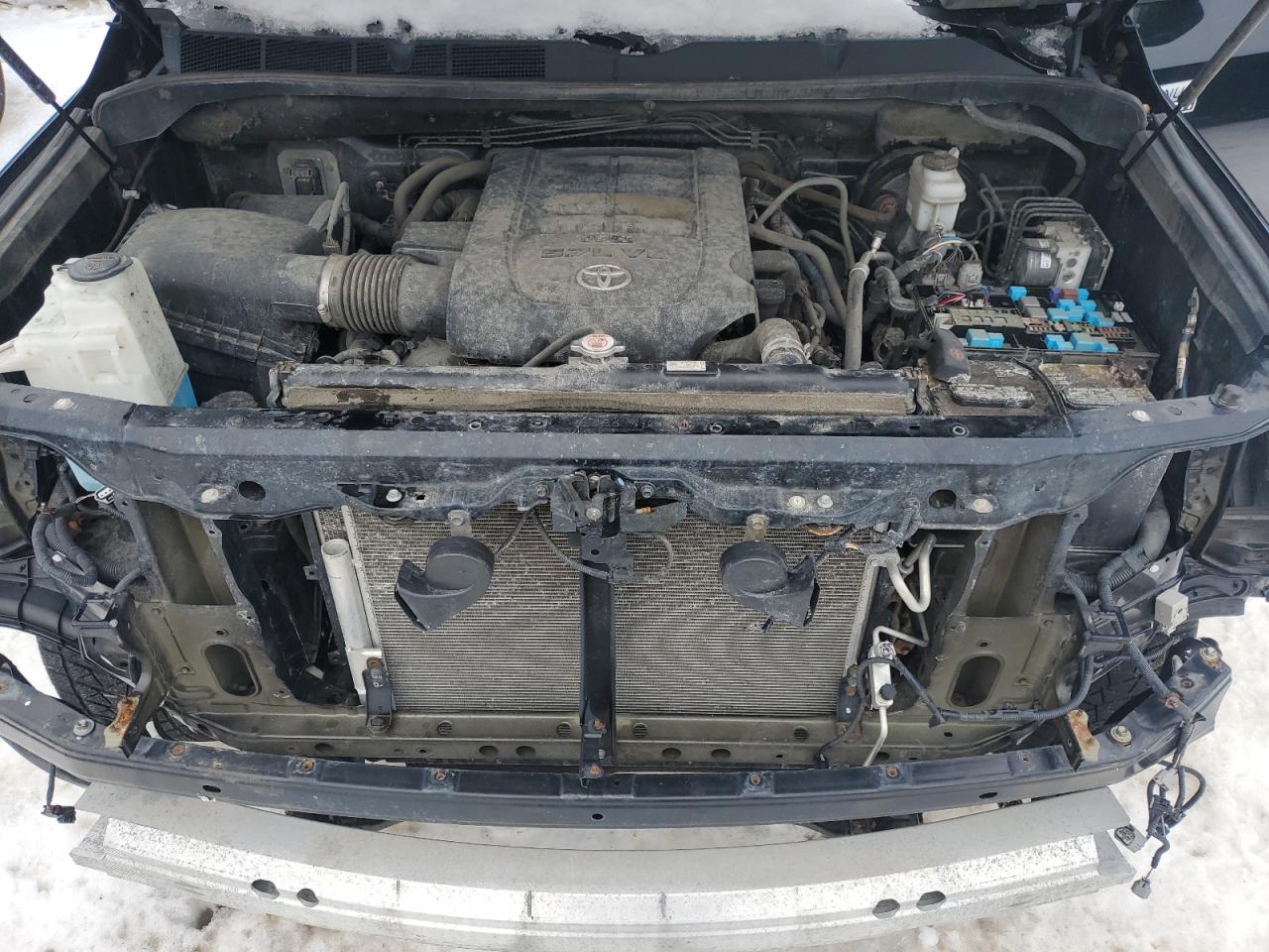 2021 Toyota Tundra - Image 11