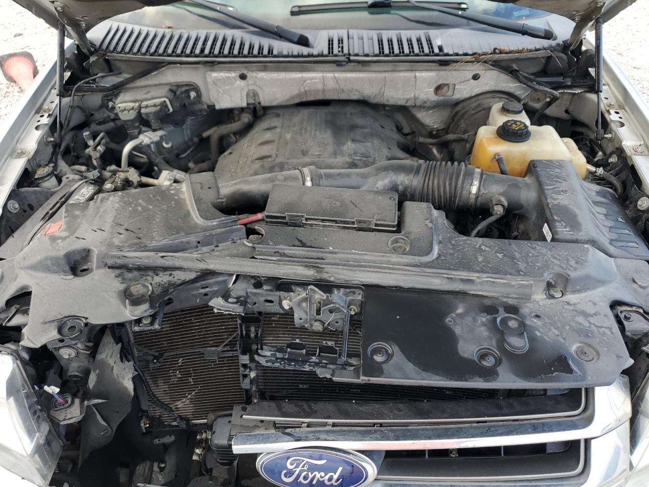 2015 Ford Expedition - Image 12