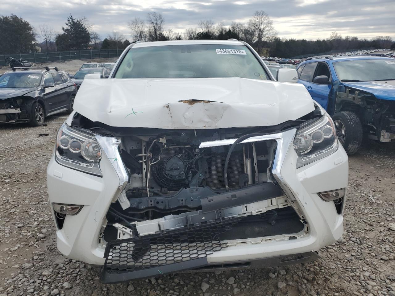 2017 Lexus GX - Image 5