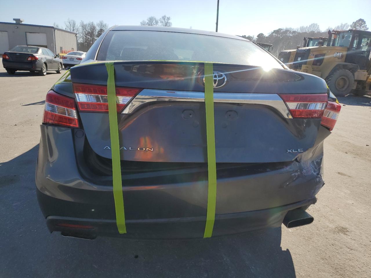 2013 Toyota Avalon - Image 6