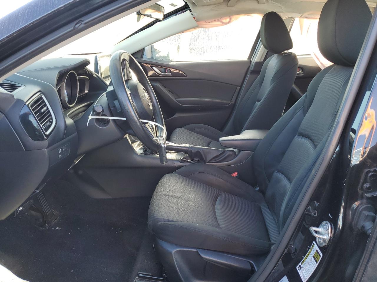 2016 Mazda 3 - Image 7