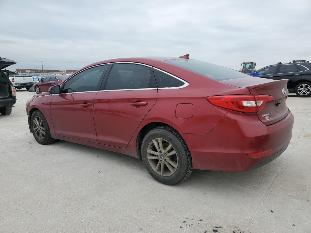 2015 Hyundai Sonata - Image 2