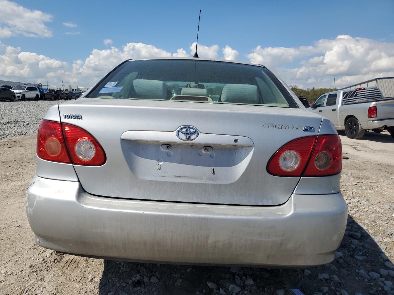 2005 Toyota Corolla - Image 6