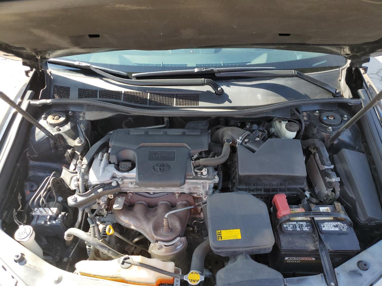 2012 Toyota Camry - Image 12