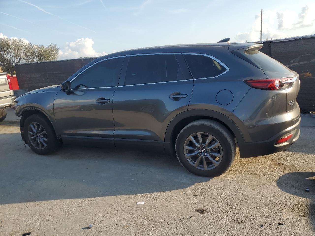 2022 Mazda CX-9 - Image 2