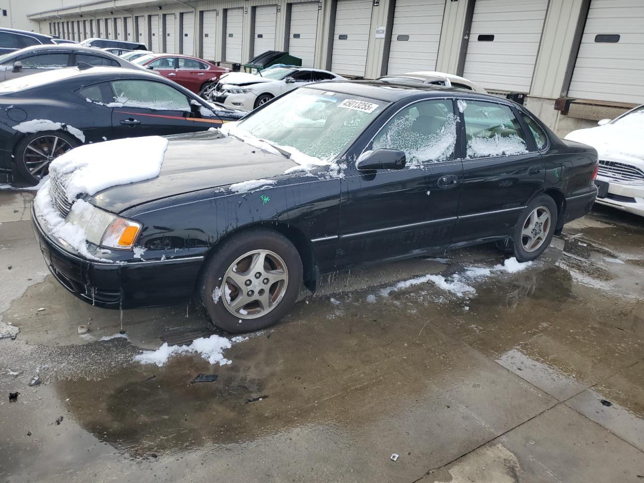 1999 Toyota Avalon - Image 1