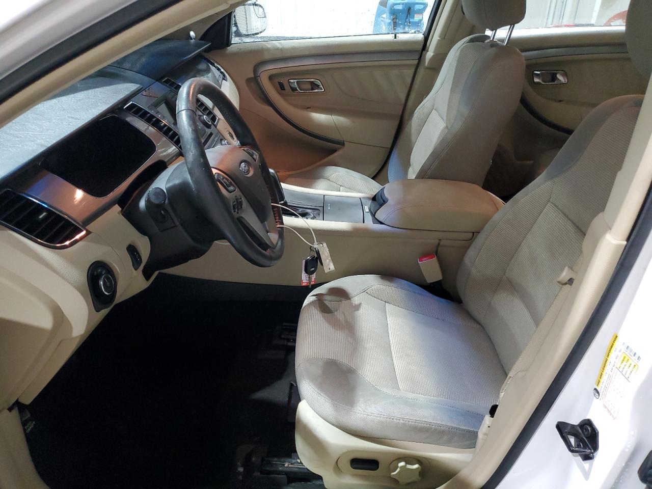 2015 Ford Taurus - Image 7