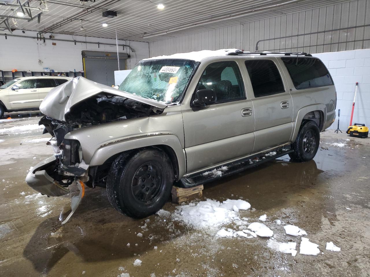 2001 Chevrolet Suburban K1500 for Sale in Candia, NH - Front End