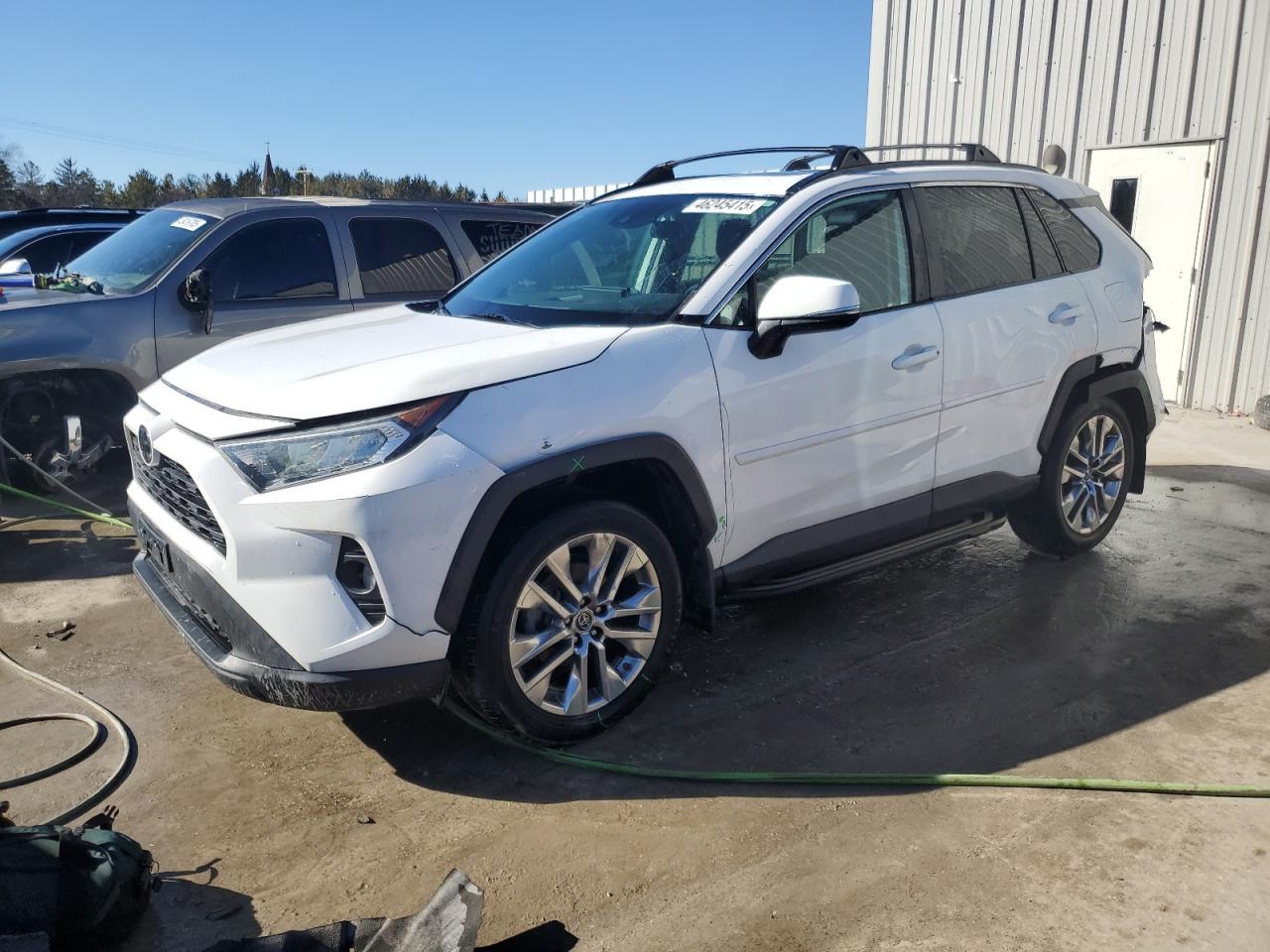 2019 Toyota RAV 4 - Image 1