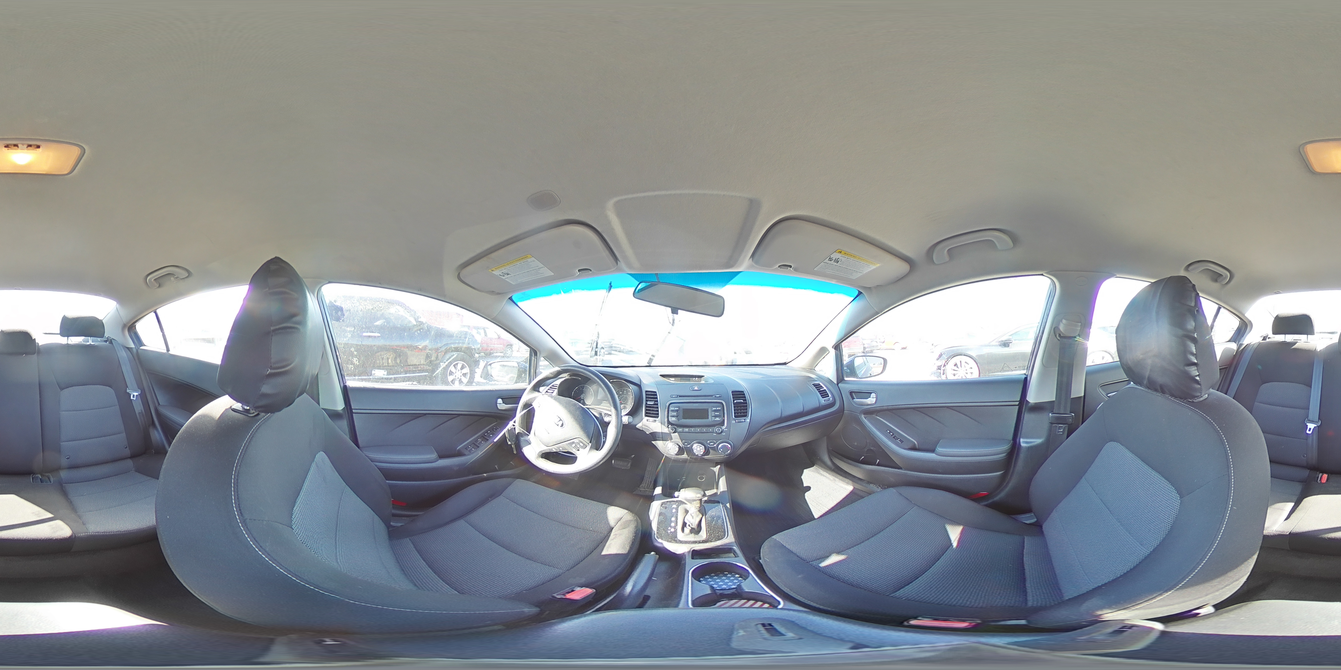 2017 Kia Forte - Image 14