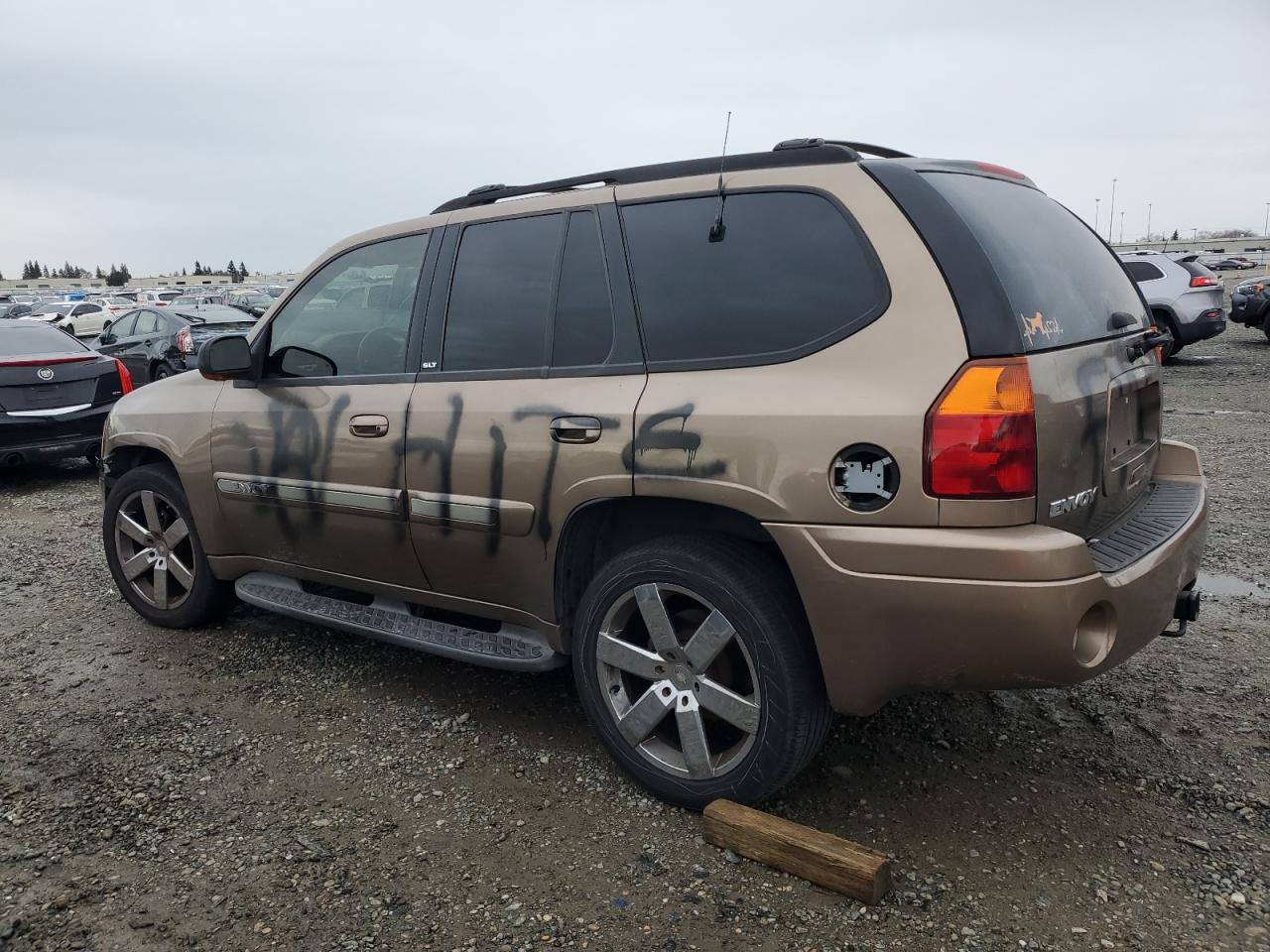 2003 GMC Envoy - Image 2