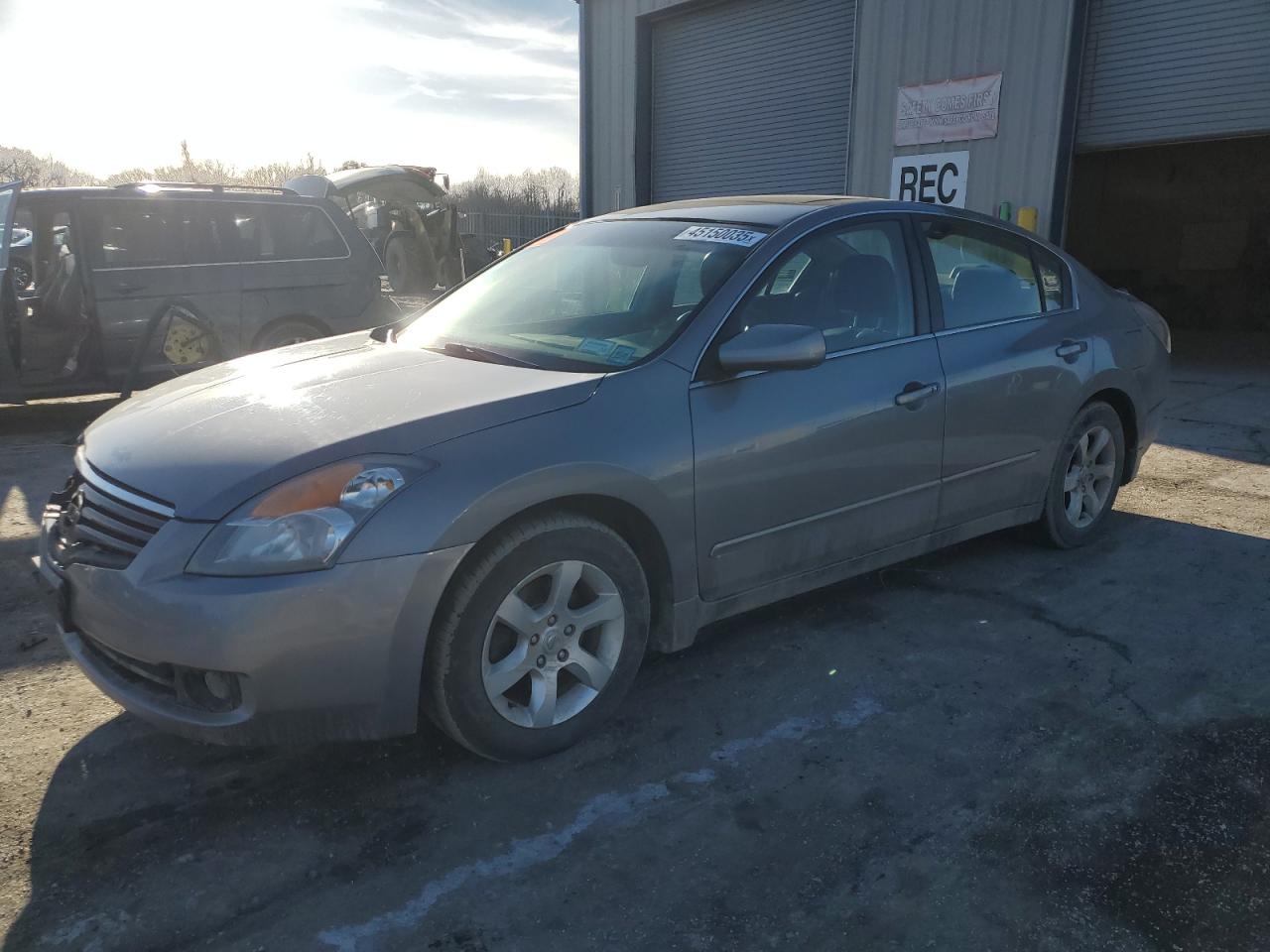 2009 Nissan Altima - Image 1
