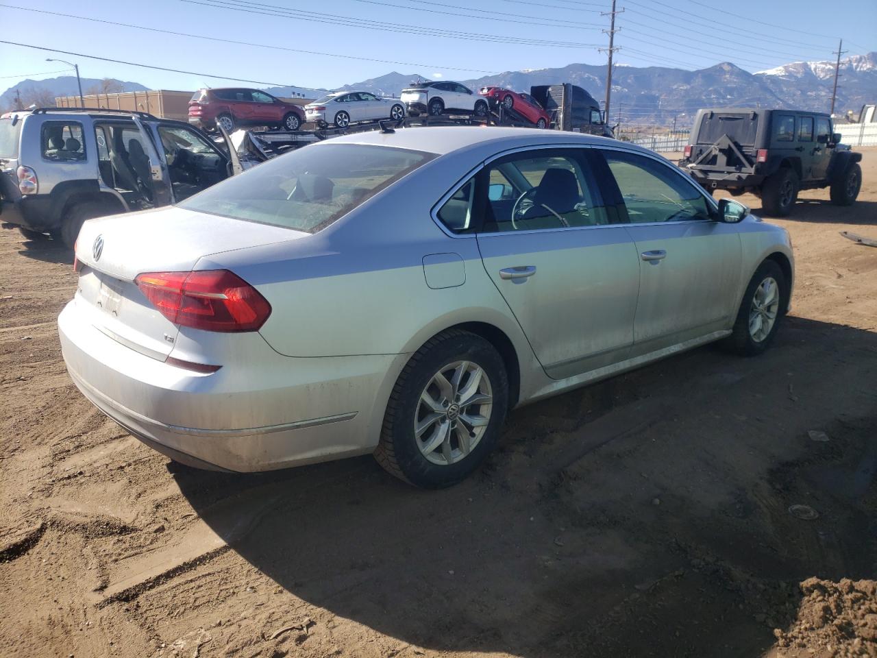 2016 Volkswagen Passat - Image 3