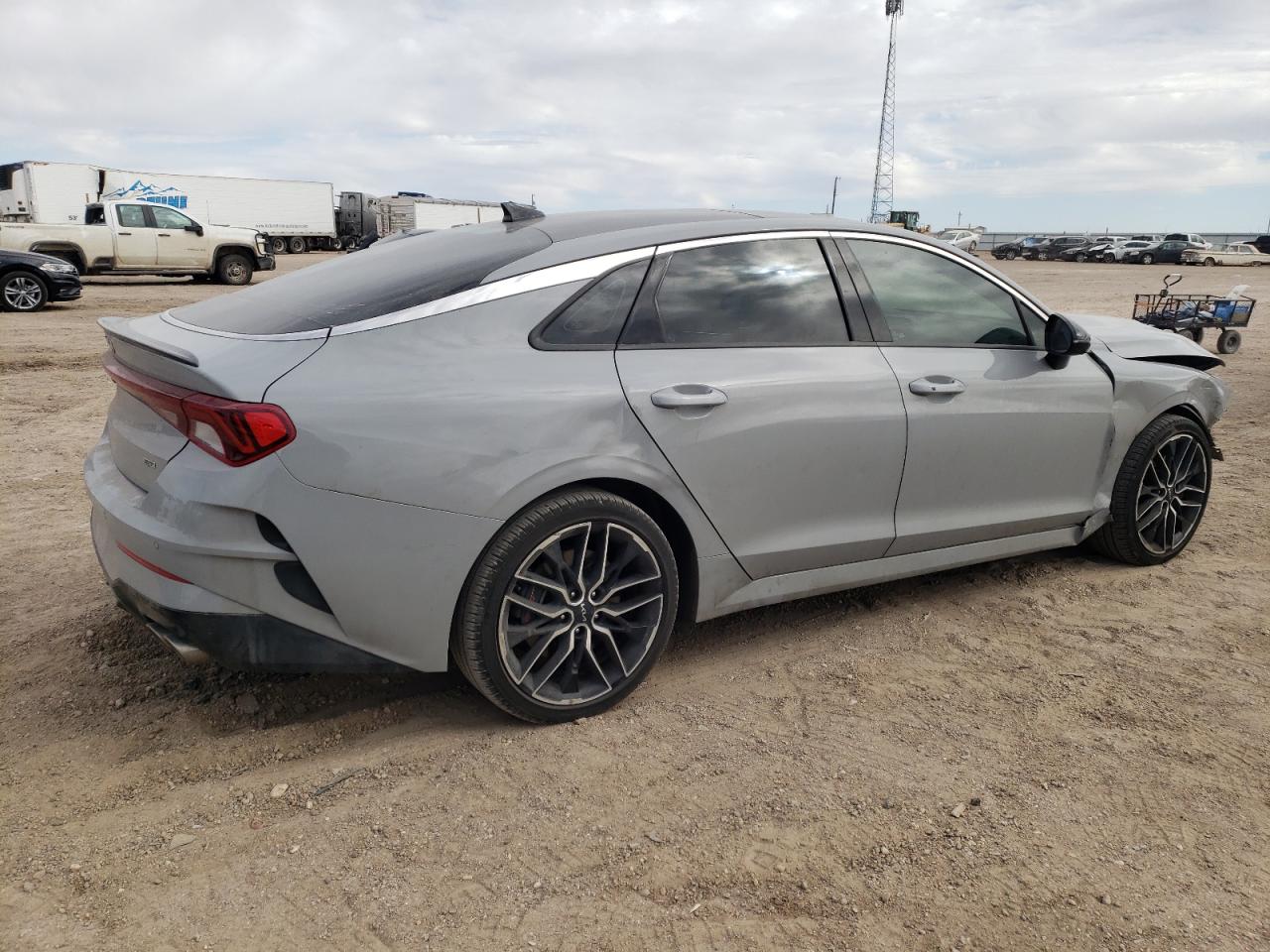 2024 Kia K5 - Image 3