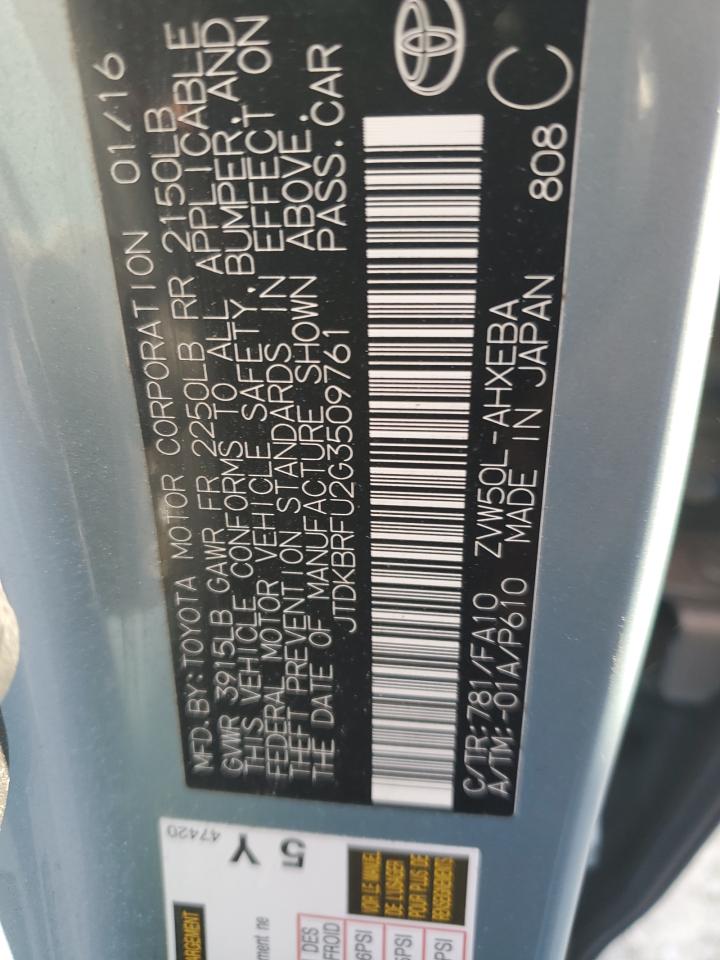 2016 Toyota Prius - Image 13