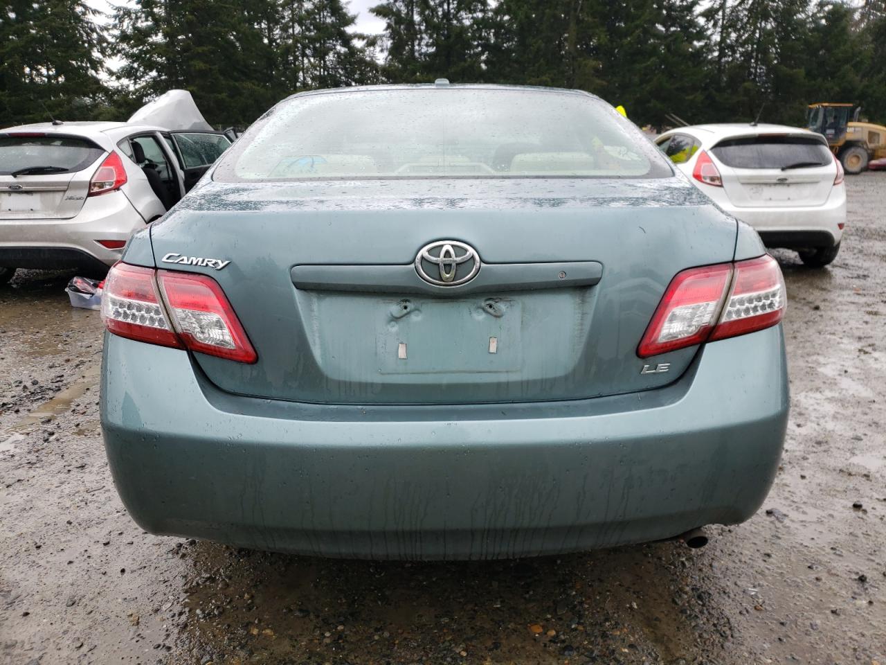 2010 Toyota Camry - Image 7