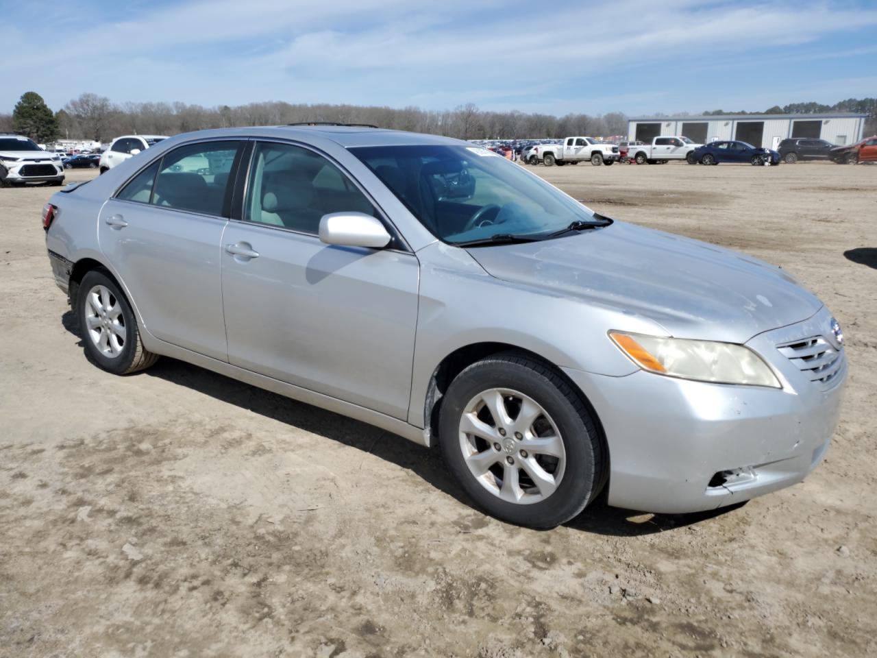2009 Toyota Camry - Image 4