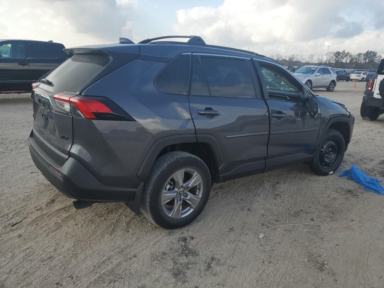 2024 Toyota RAV 4 - Image 3