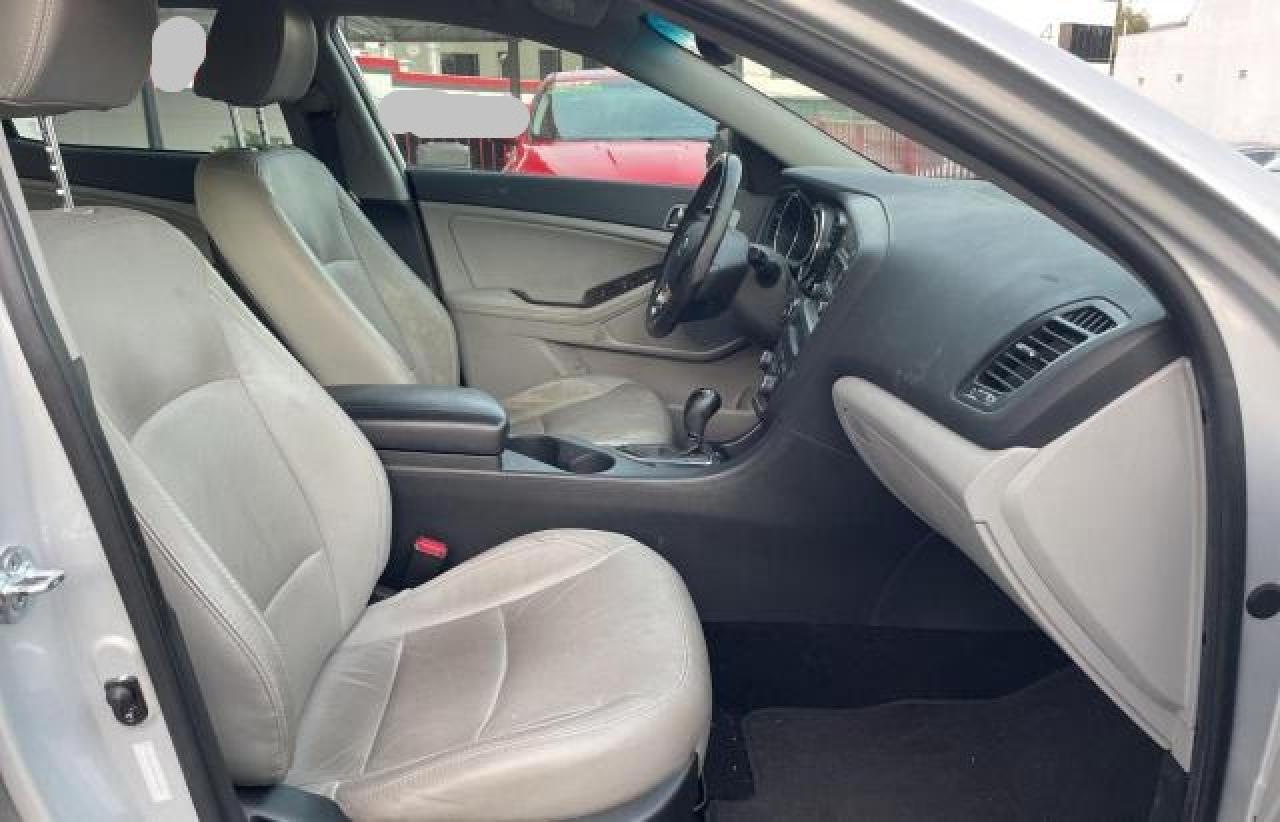 2012 Kia Optima - Image 5