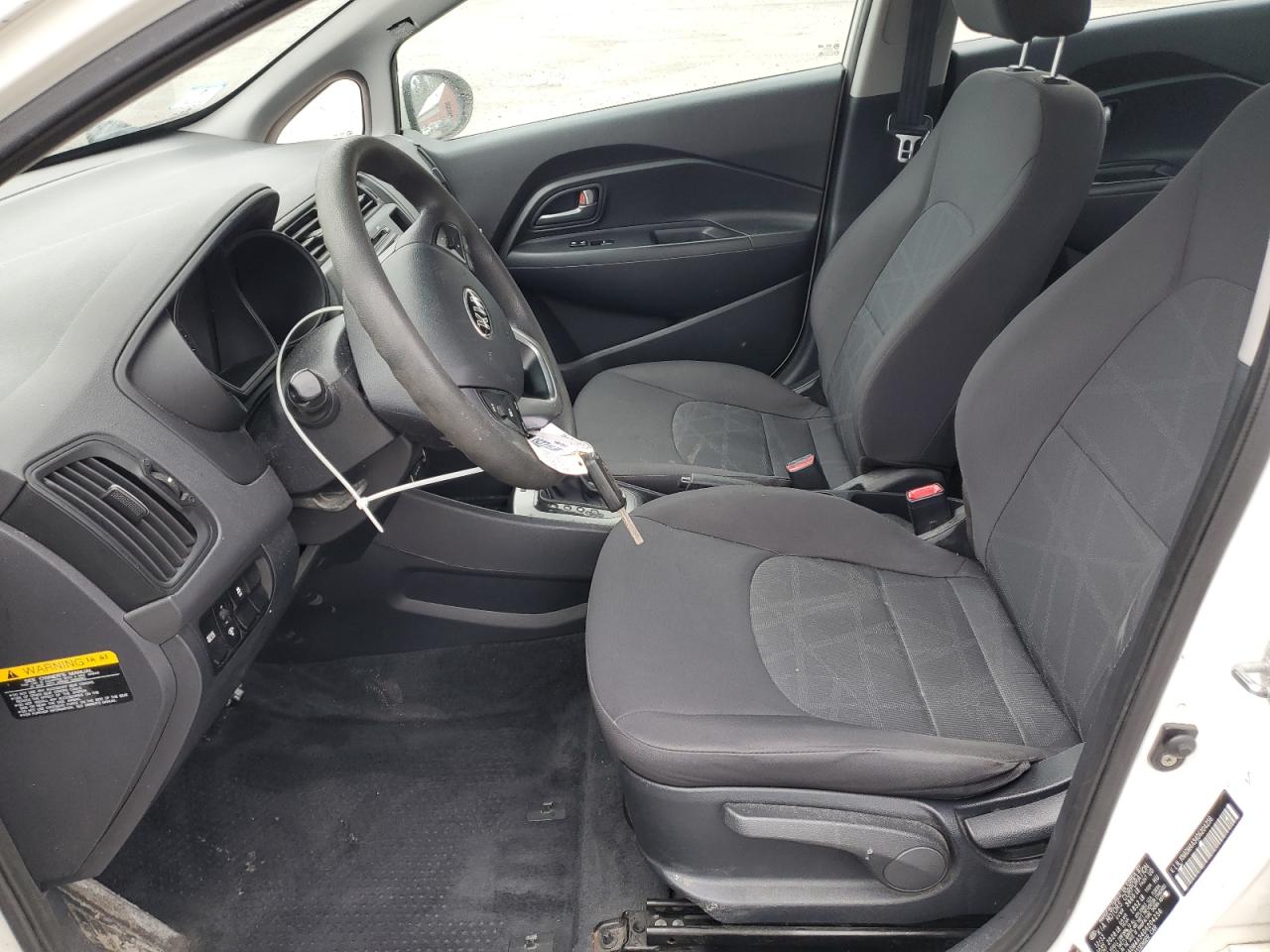 2013 Kia Rio - Image 7