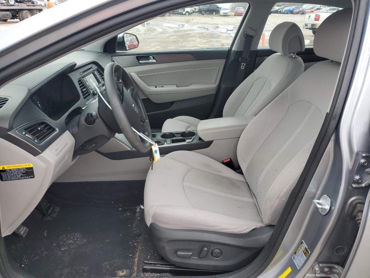 2015 Hyundai Sonata - Image 7