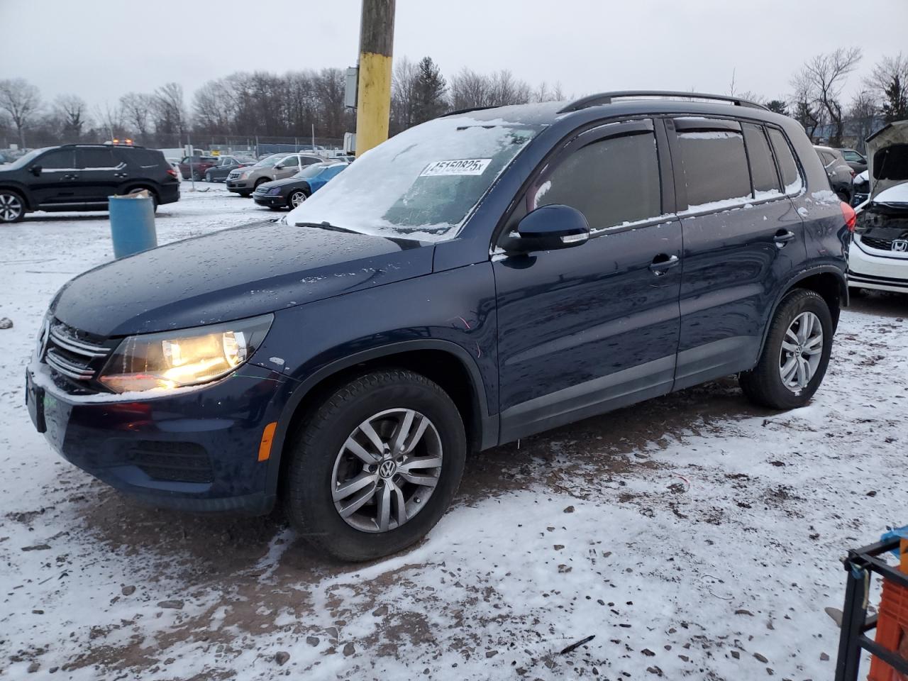 2016 Volkswagen Tiguan - Image 1