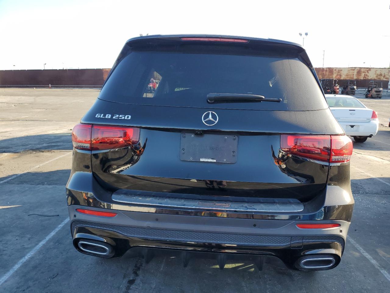 2020 Mercedes-Benz GLB - Image 6