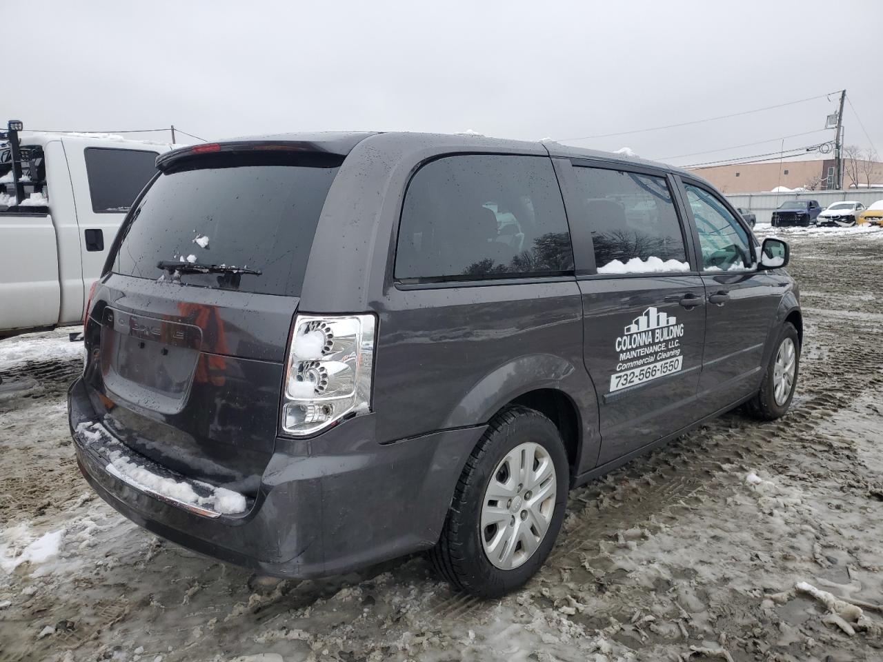 2015 Dodge Caravan - Image 3