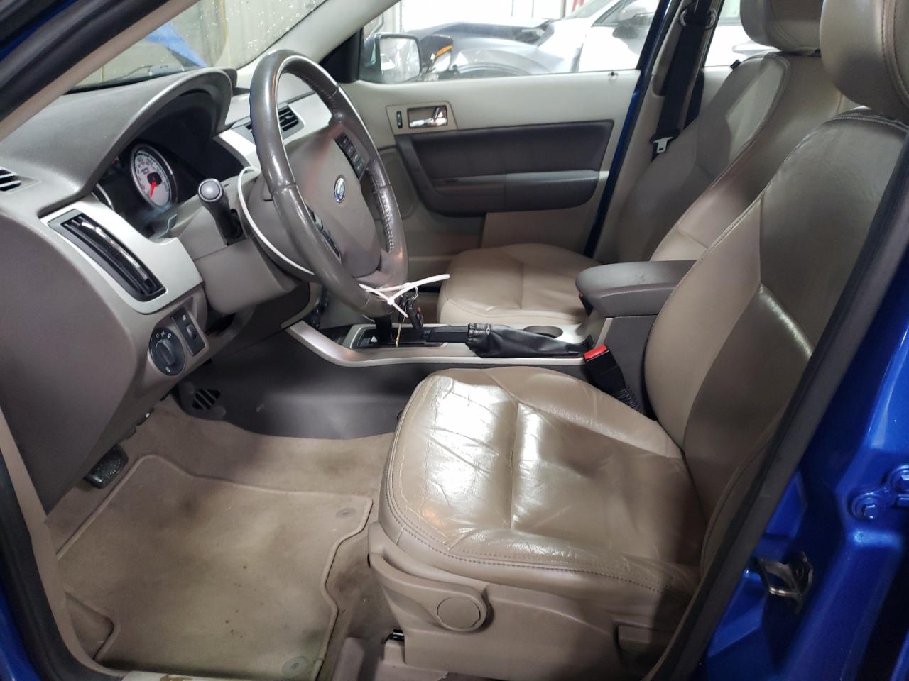 2010 Ford Focus - Image 7