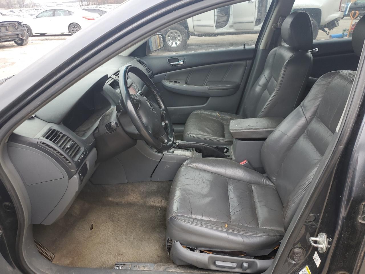 2005 Honda Accord - Image 7