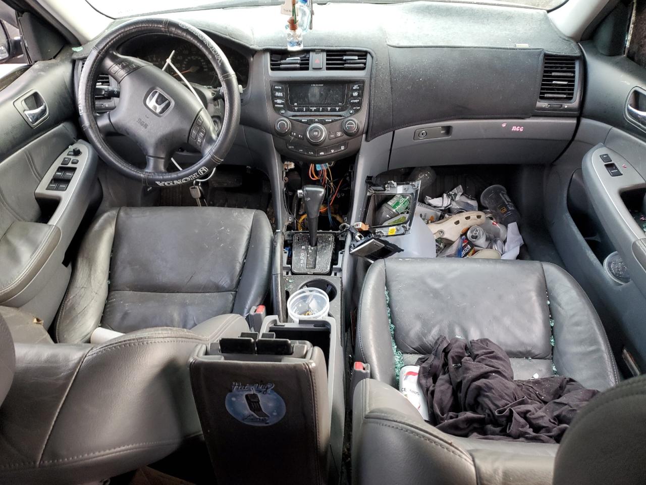 2005 Honda Accord - Image 8
