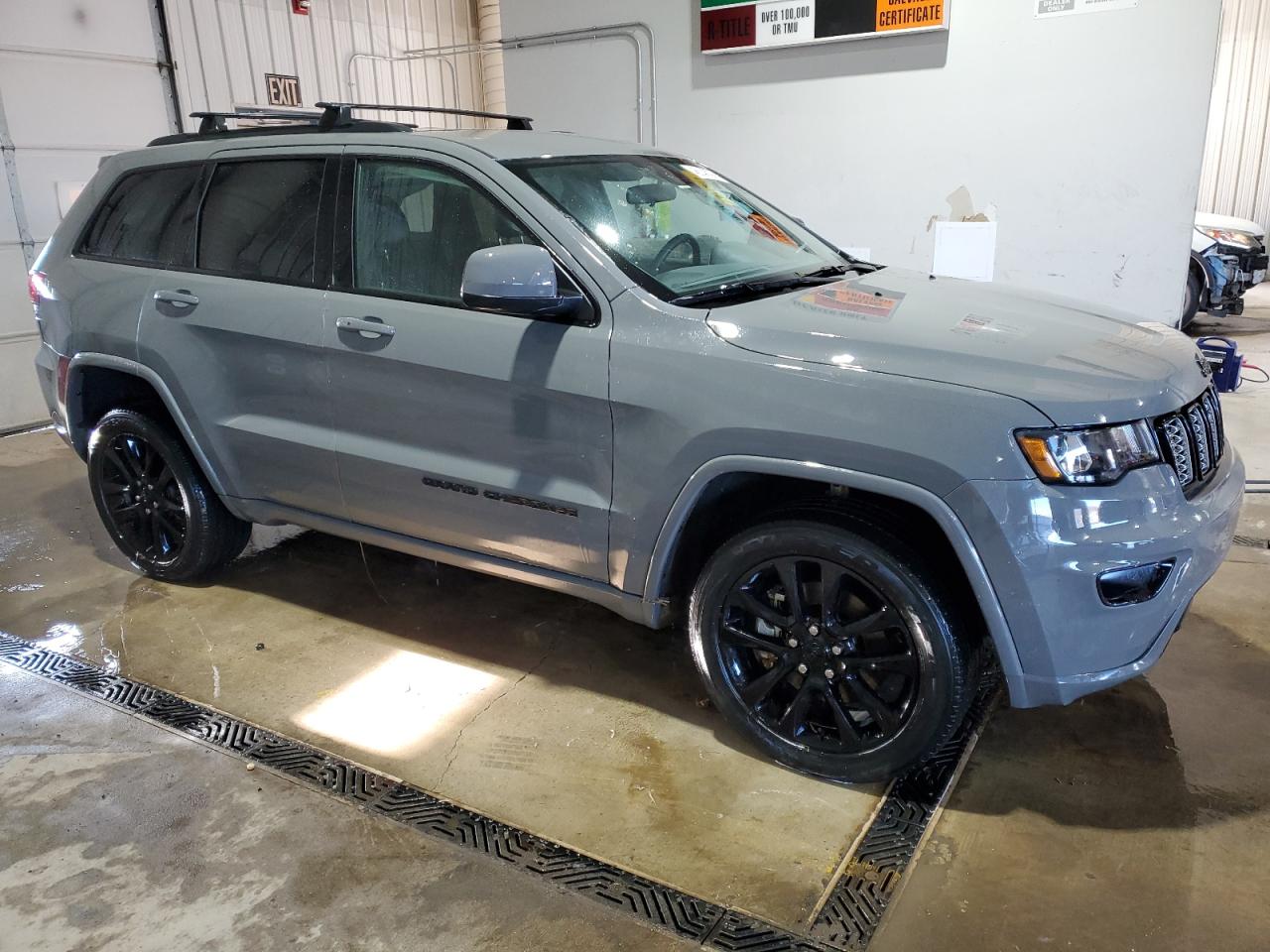 2021 Jeep Grand Cherokee - Image 4