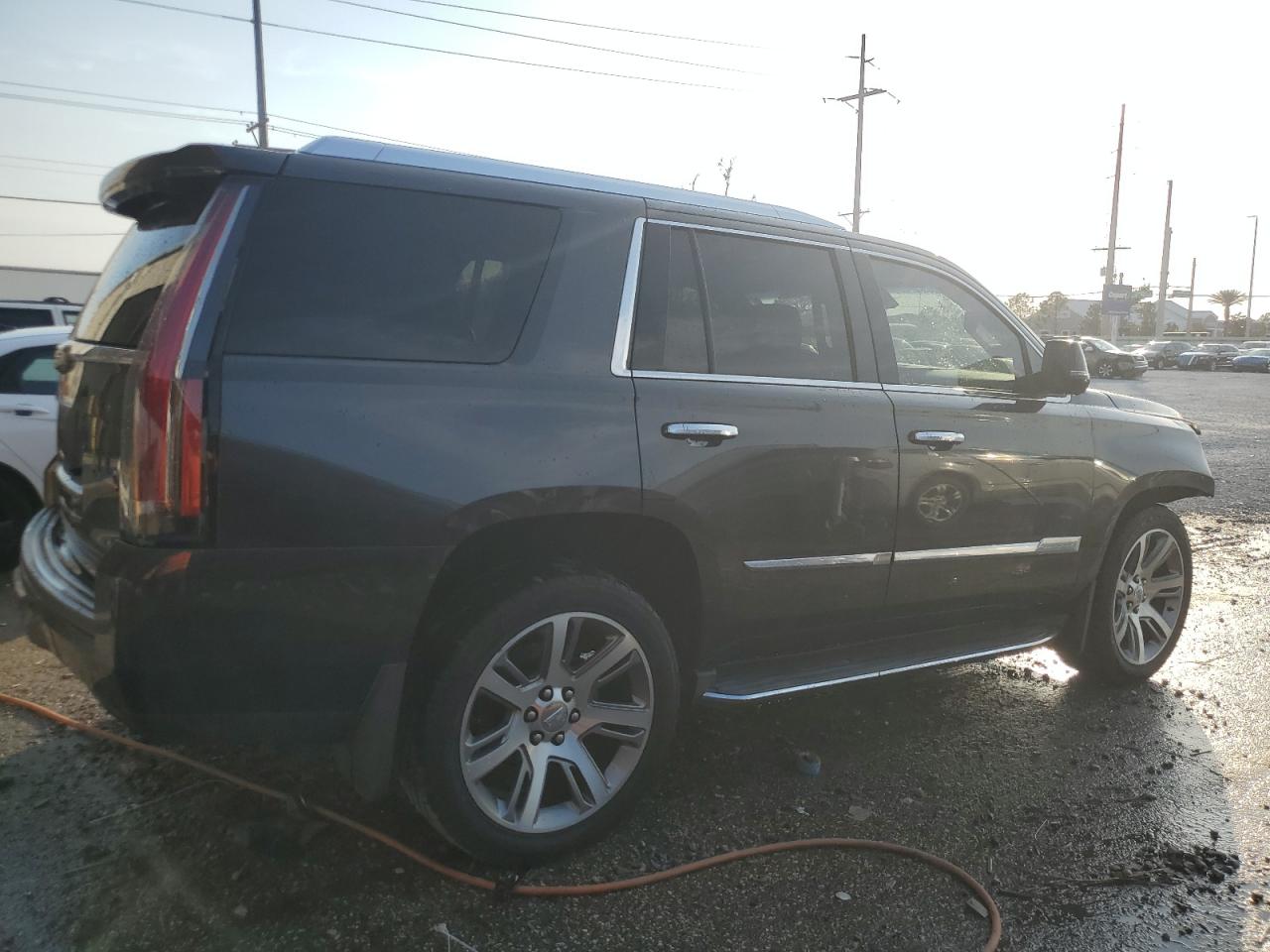 2015 Cadillac Escalade - Image 3