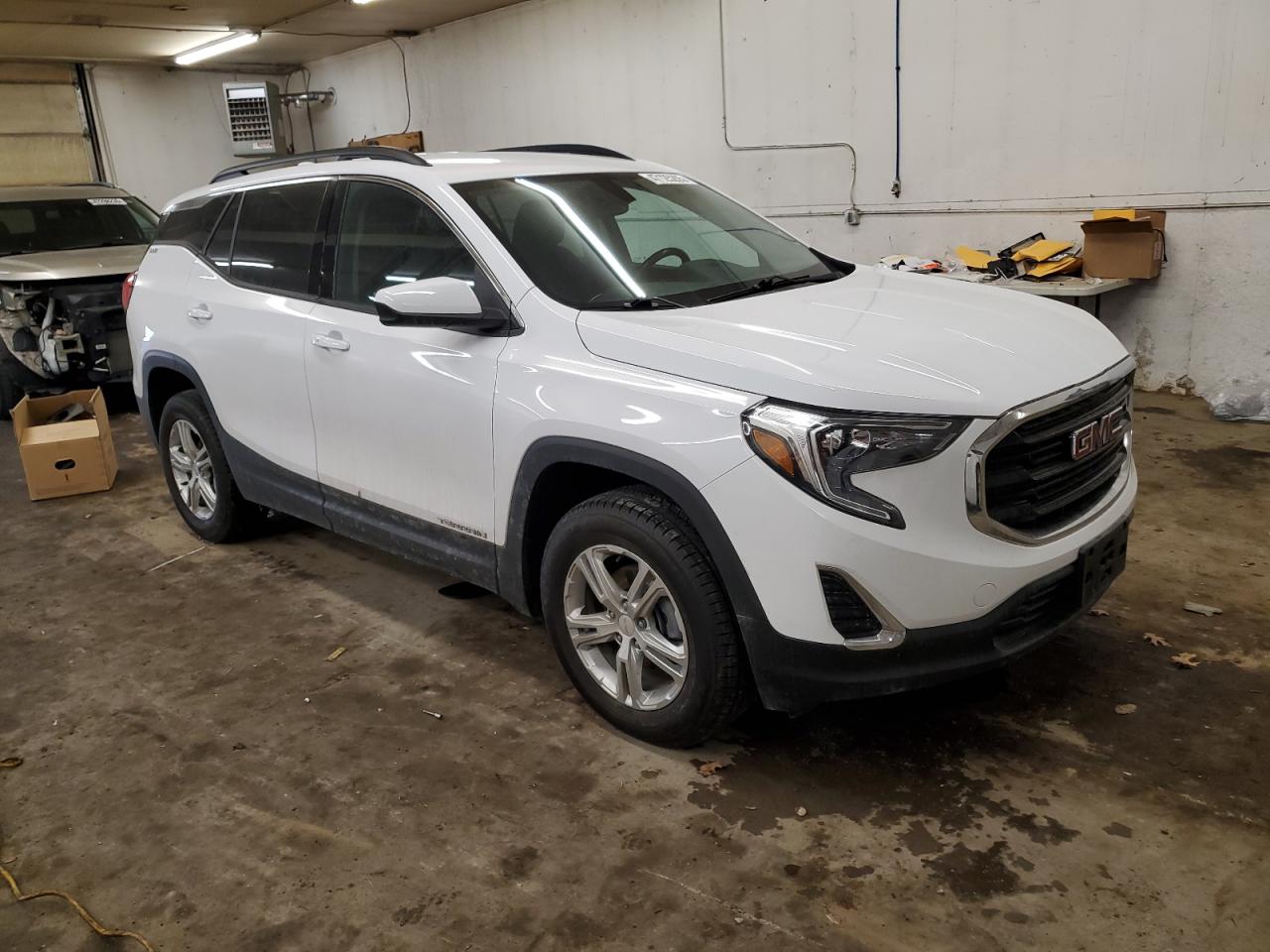 2019 GMC Terrain - Image 4
