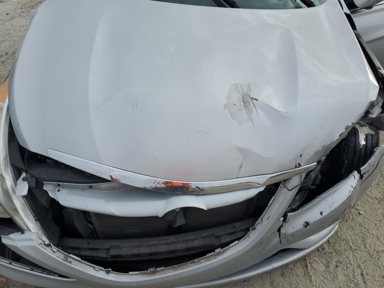 2013 Hyundai Sonata - Image 11