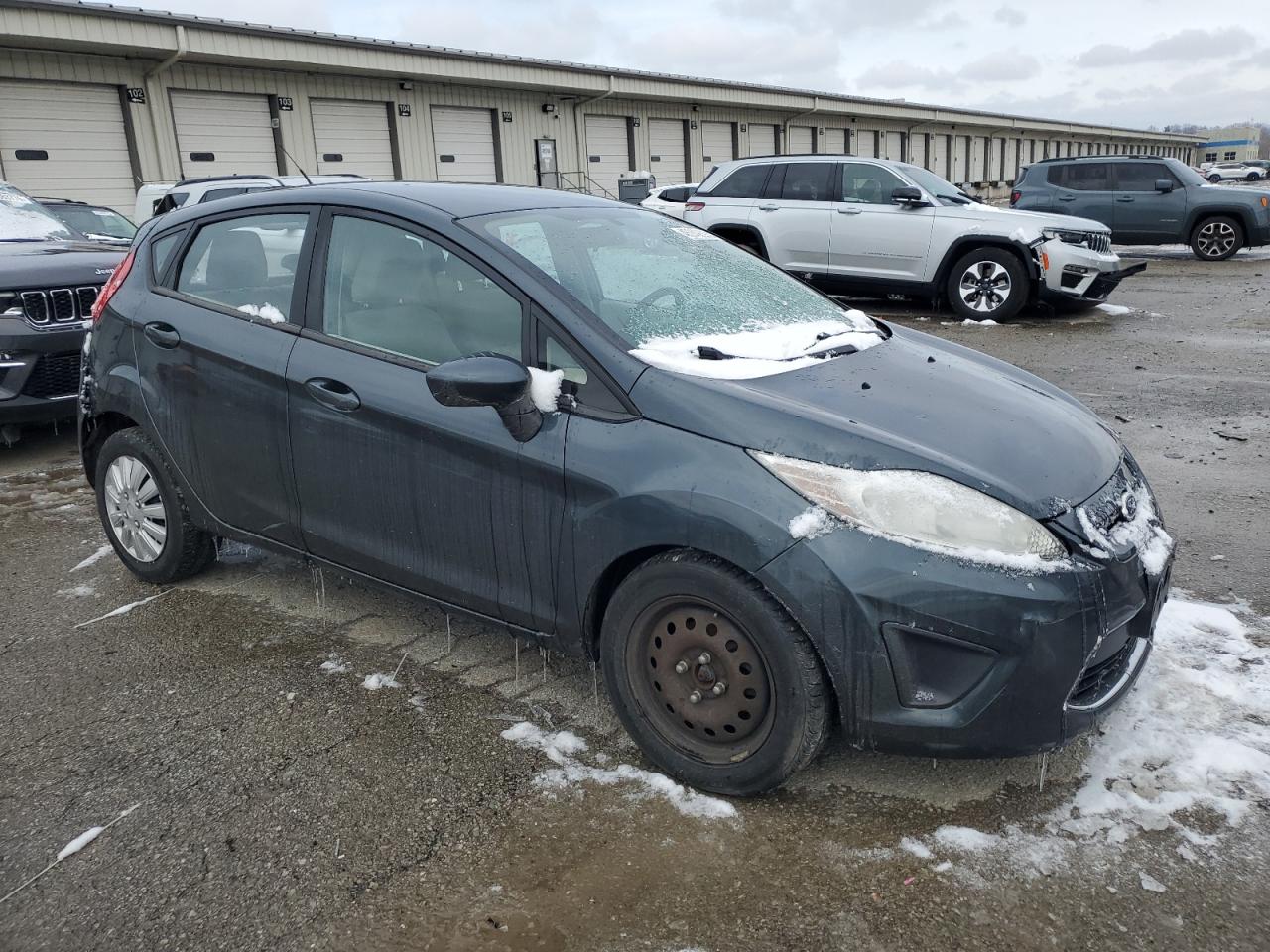 2011 Ford Fiesta - Image 4