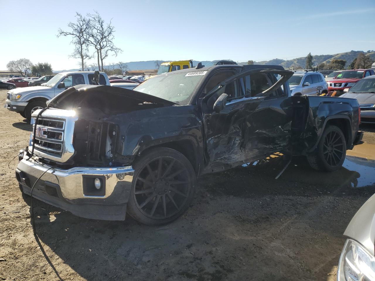 San Martin, CA에서 판매 중인 2015 Gmc Sierra C1500 Sle - All Over