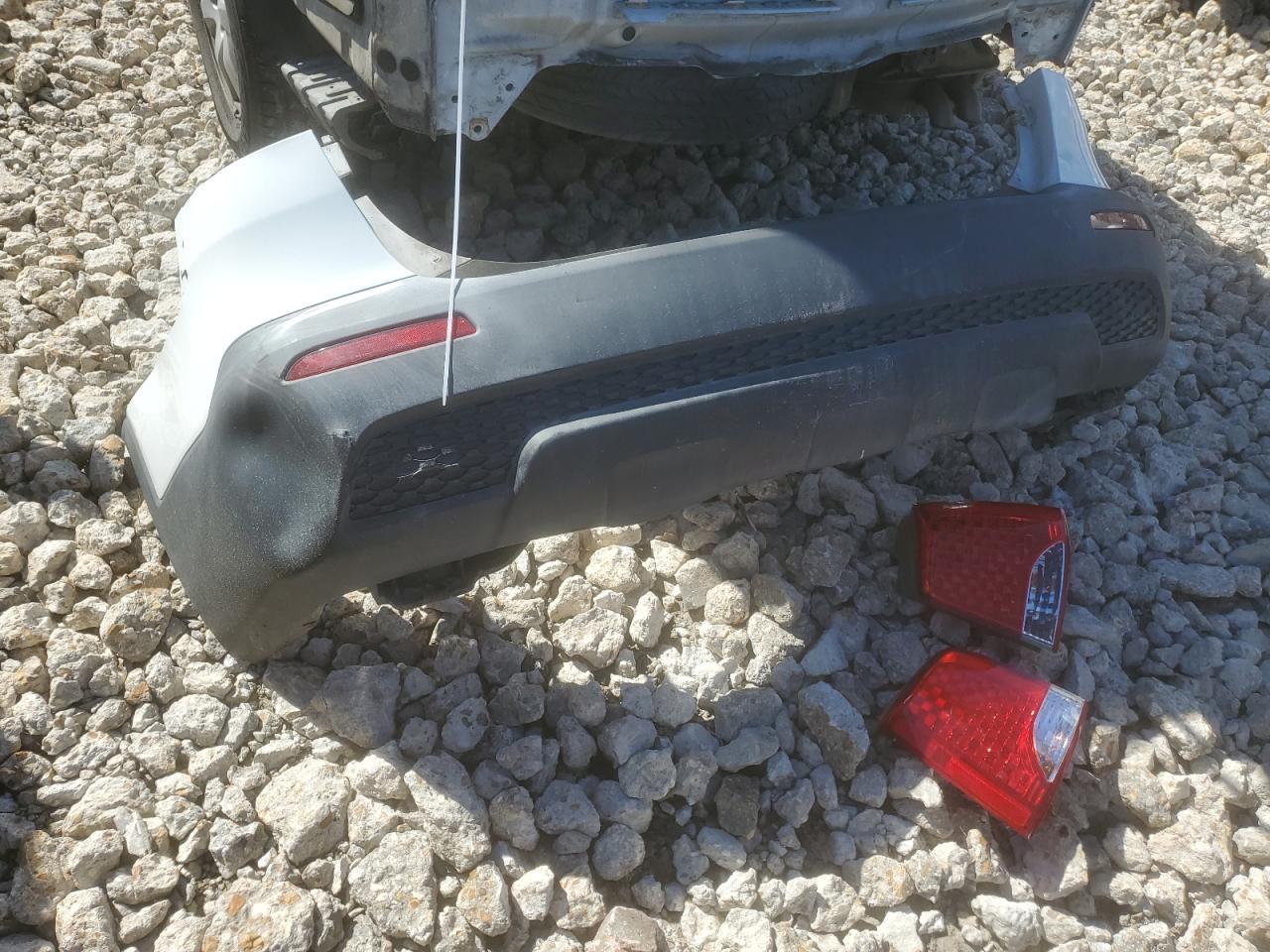 2011 Kia Sorento - Image 13