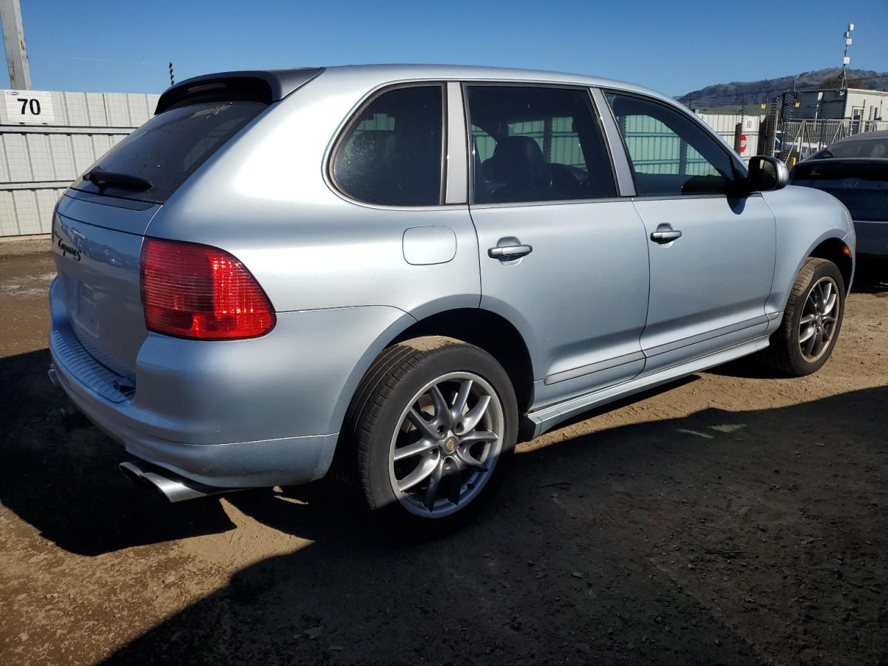 2006 Porsche Cayenne - Image 3