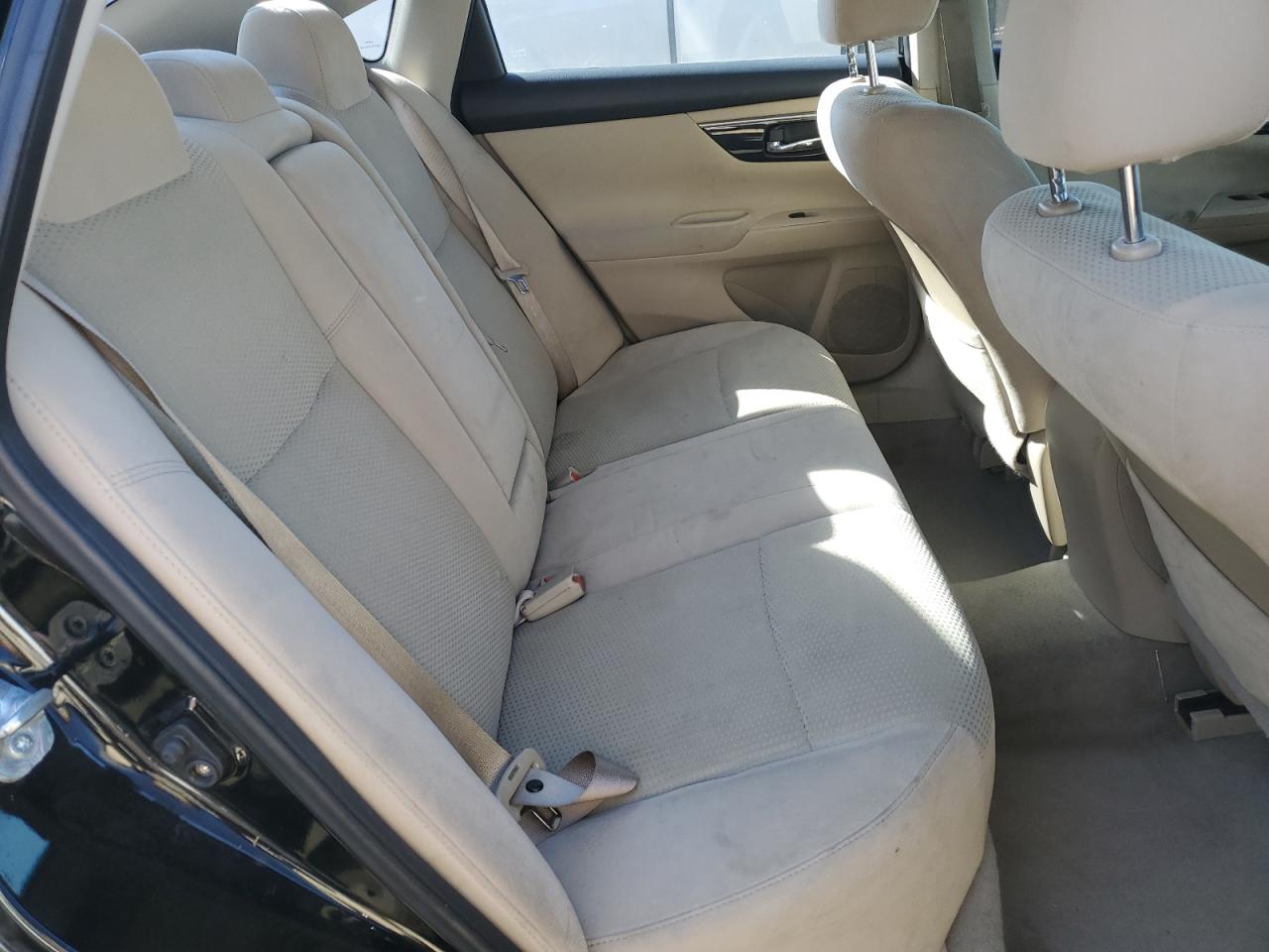2014 Nissan Altima - Image 10