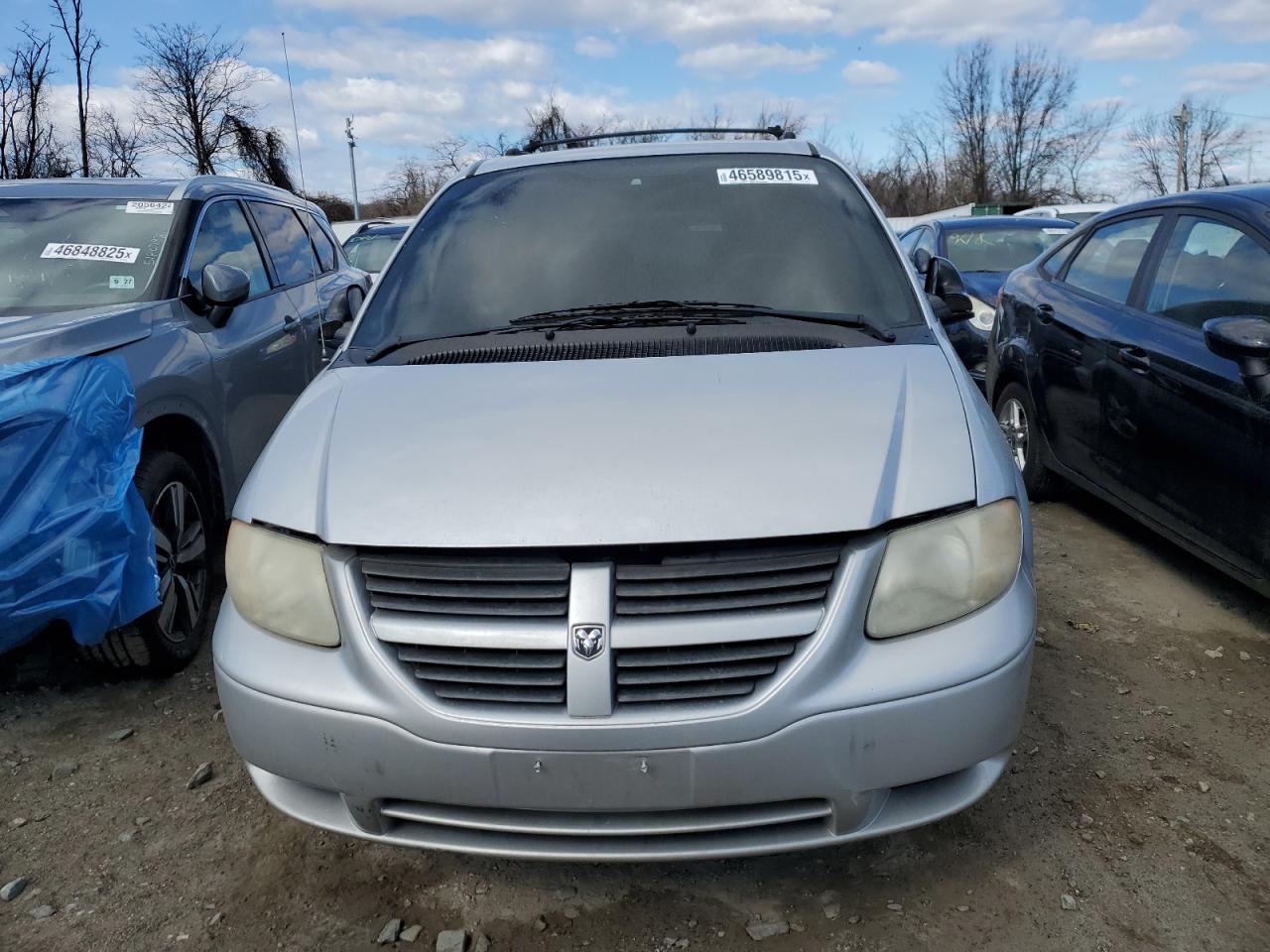 2005 Dodge Caravan - Image 5